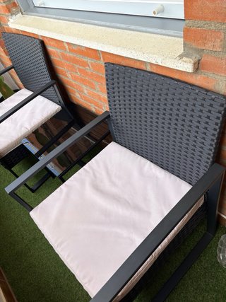 Conjunto 2 sillones y mesa balcón