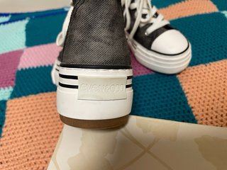 Zapatilla estilo Converse