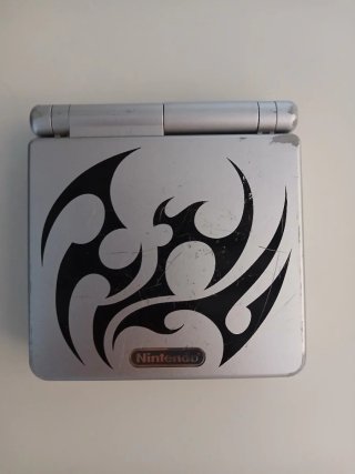 Game Boy Advance SP Tribal + Pegatinas