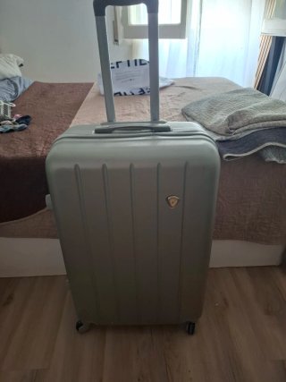 Maleta  En perfecto estado
