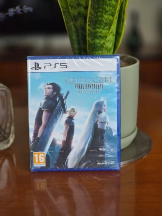 Crisis Core: Final Fantasy VII Reunion sigillato per PlayStation 5