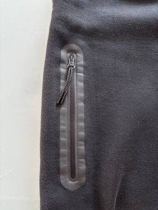 Pantaloni tuta Nike Tech donna neri