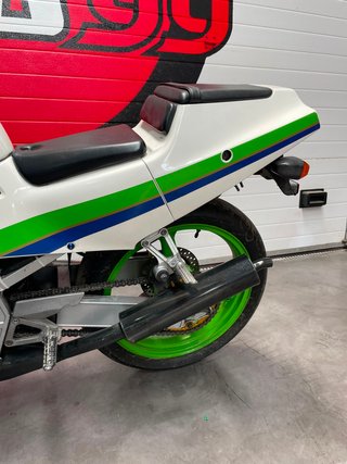 Kawasaki KR-1 250B Deportiva