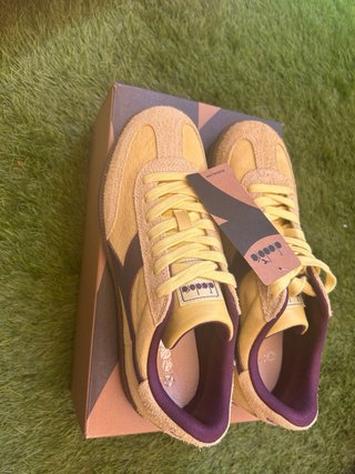 Diadora Bambas Amarillas y Moradas