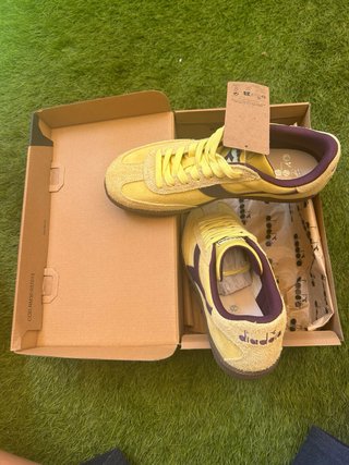 Diadora Bambas Amarillas y Moradas