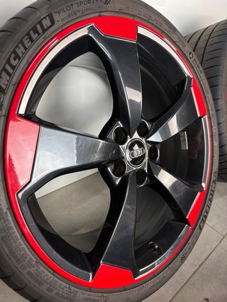 LLANTAS AUDI ROTOR RS3 8V ORIGINALES EN ROJO