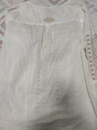 Blusa SUITEBLANCO bordada talla S