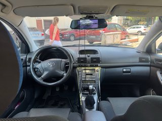 Toyota Avensis 2004