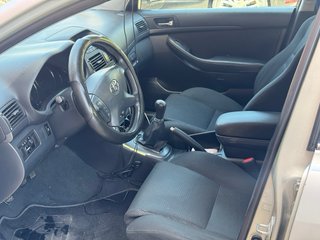 Toyota Avensis 2004