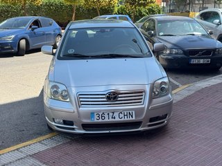 Toyota Avensis 2004