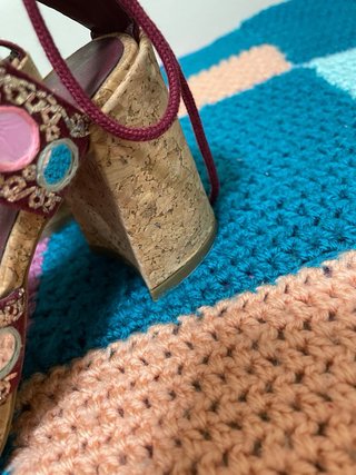 Sandalias de tacón ancho con cordones