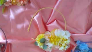 Lote de tocados florales
