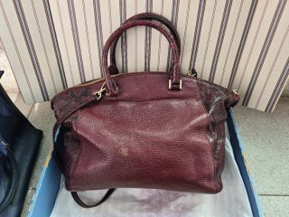 Bolso Michael Kors Piel Real Efecto Serpiente
