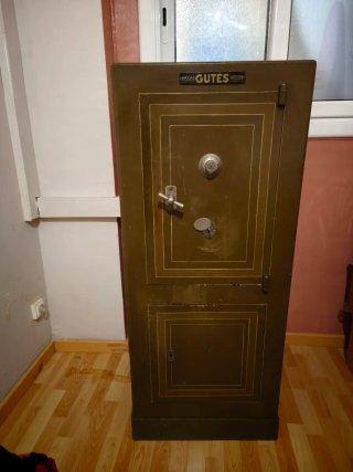OPORTUNIDAD Caja Fuerte Antigua Gutes con Llave