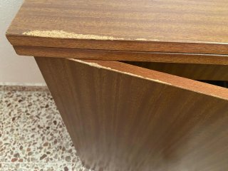 Máquina de coser Sigma con mueble