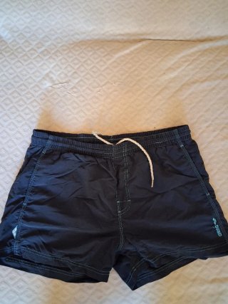 Lotto n°2 Costumi Uomo marche Nike e Arena.