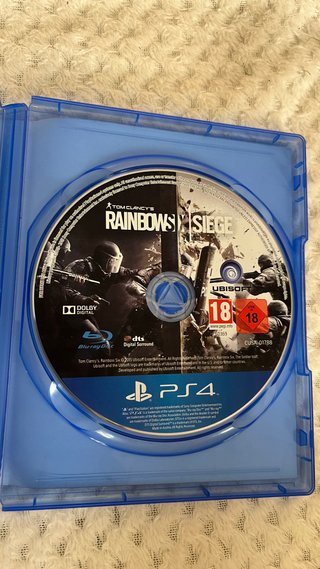 Tom Clancy's Rainbow Six Siege PS4