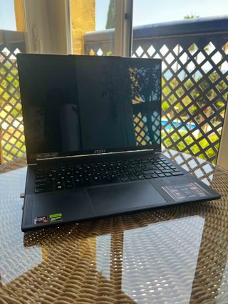 MSI Stealth A16 OLED 240Hz RTX 5070 Ti