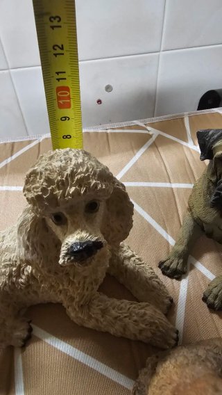 Figuras de perros decorativas