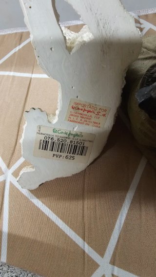 Figuras de perros decorativas