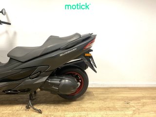 SUZUKI BURGMAN 400