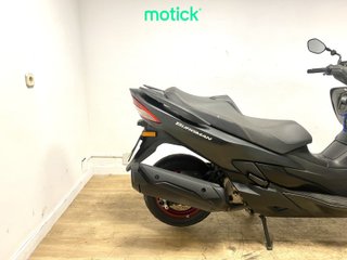 SUZUKI BURGMAN 400