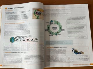 Economía y emprendimiento 4 Secundaria : Revuela