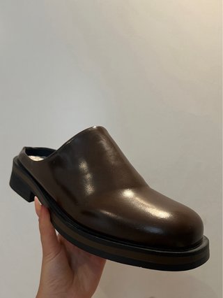 mocasines marrones