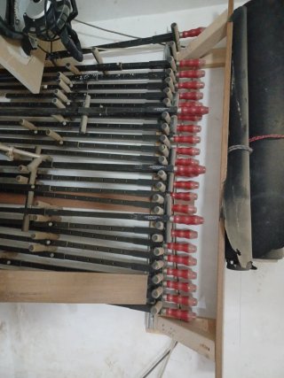 Sargentos para puertas correderas
