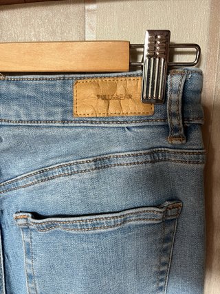 Pantalones campana Pull&Bear