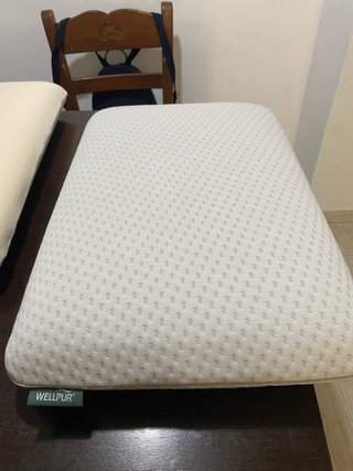 Almohada elástica buen estado