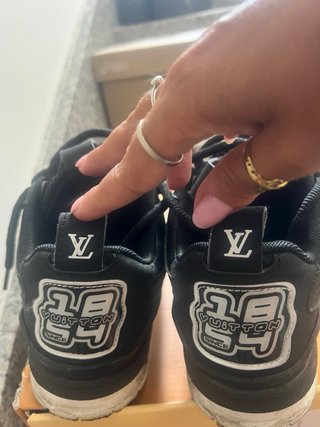 Louis Vuitton LV Arch Light Sneaker Nere