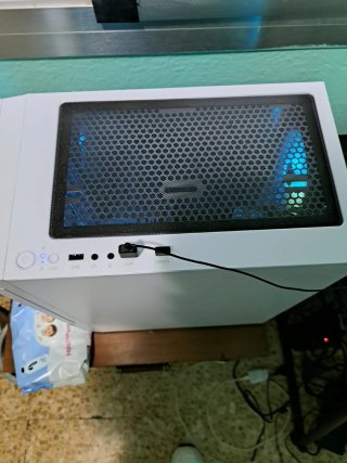 PC Sobremesa Gamdias Blanco con RGB