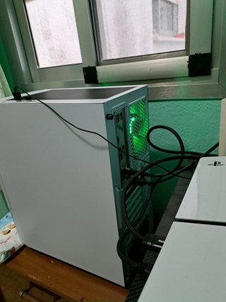 PC Sobremesa Gamdias Blanco con RGB