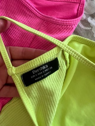 Conjunto 2 Bodies Bershka Rosa y Amarillo