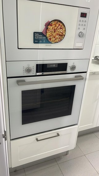 Cocina completa con electrodomésticos