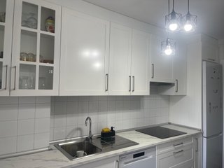 Cocina completa con electrodomésticos