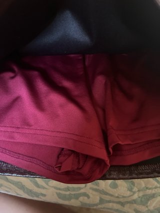 Falda pantalon Shein efecto piel burdeos Talla XS