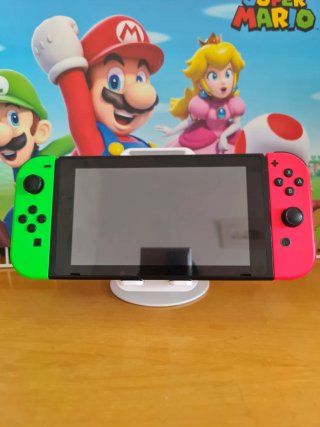 Nintendo Switch + Giochi e Accessori