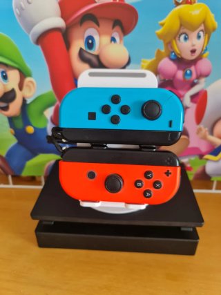 Nintendo Switch + Giochi e Accessori