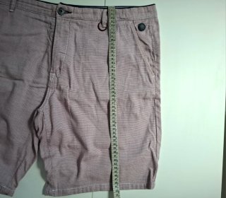 Bermudas hombre rosa