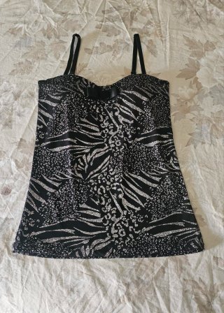Top elegante estampado cebra y leopardo