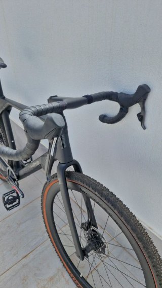 Gravel Carbon T50 SRAM Force y Classified Alicante