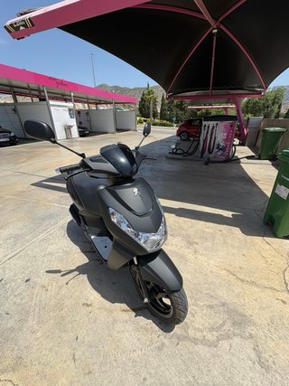 Peugeot Kisbee 49cc 4t Negro