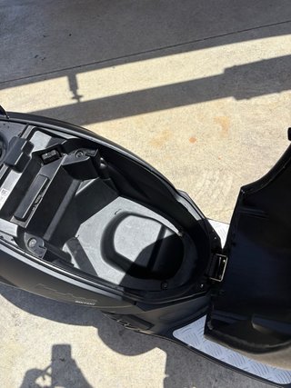 Peugeot Kisbee 49cc 4t Negro