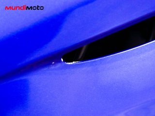 YAMAHA R9