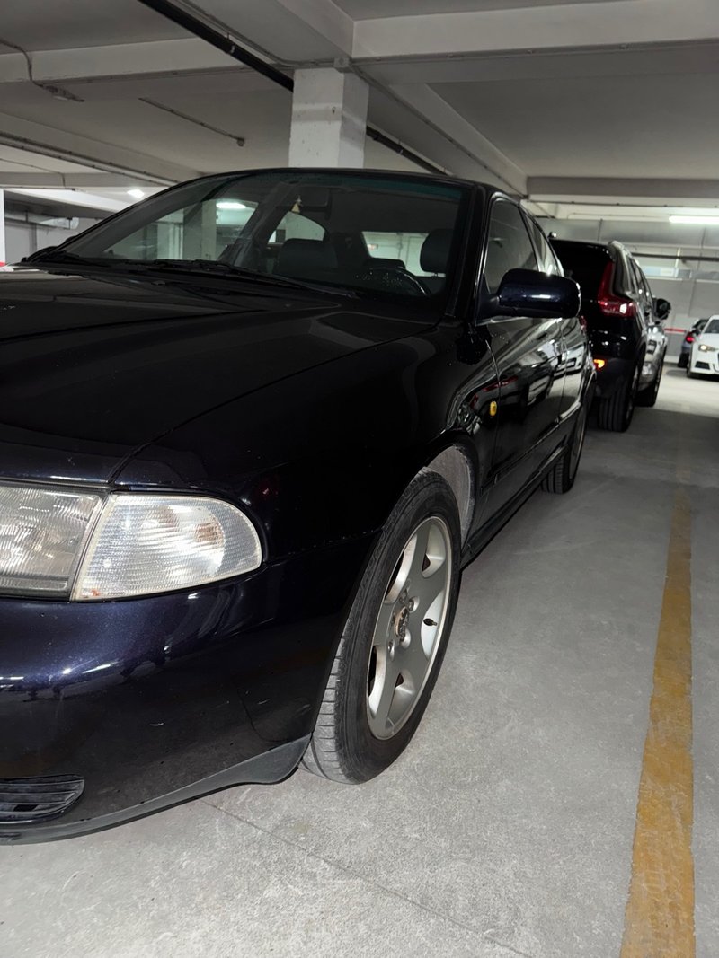 Audi A4 (quattro) - foto 1