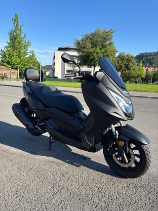Mitt GTS 125