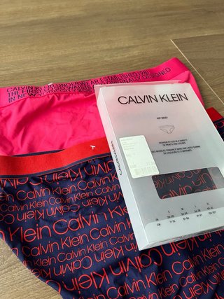Lote 2 slips Calvin Klein