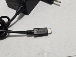 Dock completo con cavi per Nintendo Switch